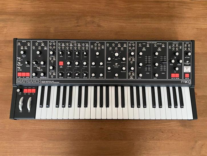 Moog Matriarch Black, Musique & Instruments, Synthétiseurs, Enlèvement