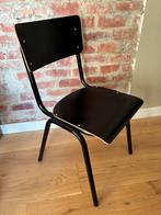 2 chaises d'école, Enlèvement, Comme neuf