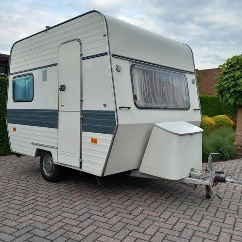 Droge en nette knaus 310 MTM 600kg in goede staat, Caravans en Kamperen, Caravans, Particulier, Knaus, Openslaande ramen, Ophalen
