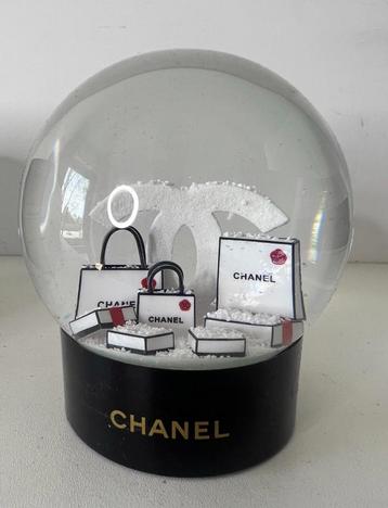 Black Chanel snow globe