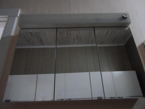 Toiletkast met spiegeldeuren, Huis en Inrichting, Badkamer | Badkamermeubels, Gebruikt, Spiegelkast, Minder dan 100 cm, 50 tot 100 cm