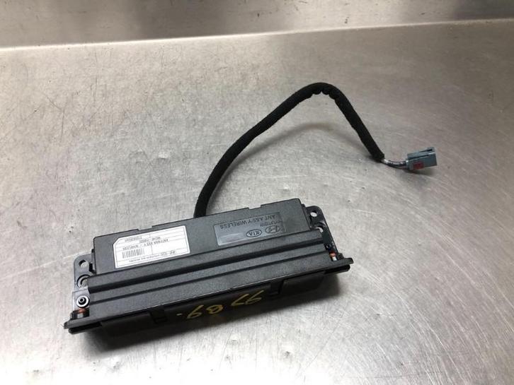 DIVERSEN Antenne (diversen) Kia Stonic (YB) (|96240H8000|), Auto-onderdelen, Overige Auto-onderdelen, Kia, Gebruikt