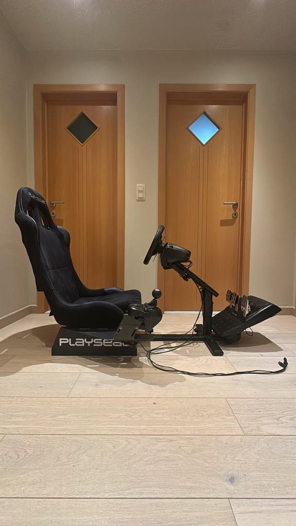 Racesimulator voor console - volledig pakket, Games en Spelcomputers, Spelcomputers | Overige Accessoires, Zo goed als nieuw, Ophalen