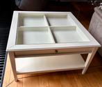 Witte salontafel met glazen blad, Huis en Inrichting, Ophalen, Zo goed als nieuw, Vierkant