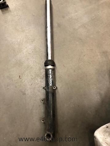 VOORPOOT BMW K100 LINKS OE 1450519 beschikbaar voor biedingen