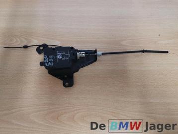 Motor tankklep vergrendeling BMW 5-serie E39 67118352168 beschikbaar voor biedingen