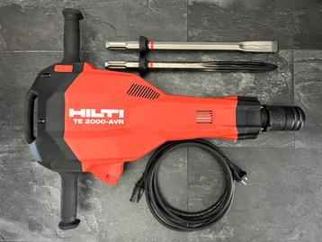 Hilti TE 2000-AVR Breekhamer Sloophamer Gebruikt + 2 Beitels beschikbaar voor biedingen