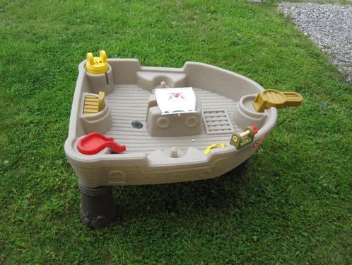 Bateau avec petit bateau et figurines pirates, Enfants & Bébés, Jouets | Tables de jeux, Utilisé, Enlèvement