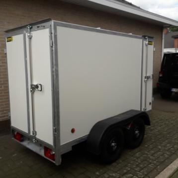 gesloten aanhangwagens divers prijs beschikbaar voor biedingen