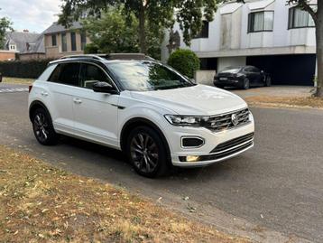 Volkswagen T-Roc R-Line 1.5 Automaat 150pk Pano Camera beschikbaar voor biedingen