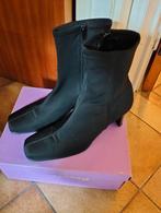Zwarte botjes maat 40 Nieuw !!, Kleding | Dames, Schoenen, Ophalen of Verzenden, Nieuw
