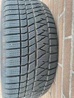 4 winterbanden als nieuw.  Kumho 225/50 R18 - 99V, Auto-onderdelen, Banden en Velgen, Ophalen, 18 inch, Nieuw, Winterbanden