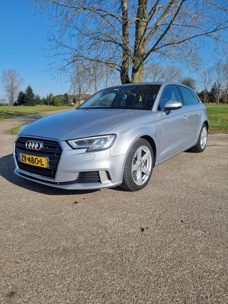 Audi A3 1.6 TDI 150pk - BTW auto - S Tronic 2019 Grijs, Auto's, Audi, Particulier, A3, ABS, Airbags, Android Auto, Bluetooth, Boordcomputer