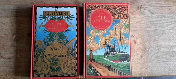 lot de deux livres "Jules Verne" (Atlas), Boeken, Kinderboeken | Jeugd | 13 jaar en ouder, Ophalen of Verzenden