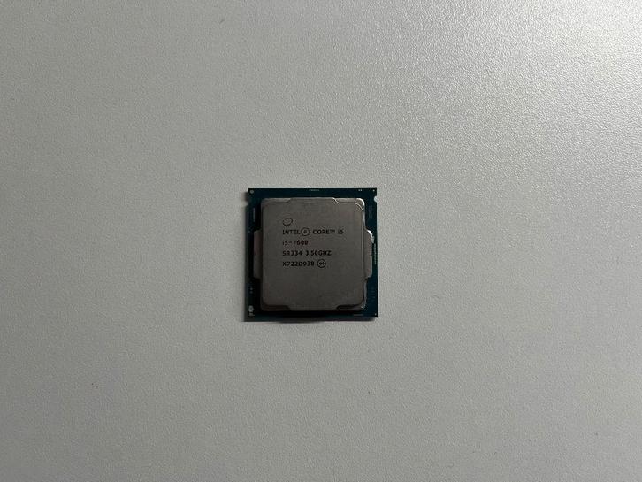 Processeur Intel Core i5-7600, Computers en Software, Processors, Zo goed als nieuw, 4-core, 3 tot 4 Ghz, Ophalen of Verzenden