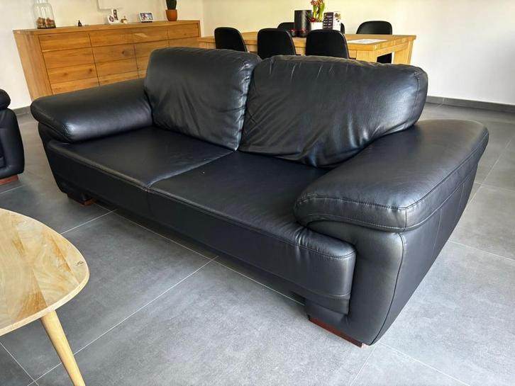 Salon simili cuir noir 3+2 – Weba, Maison & Meubles, Canapés | Coins salons complets, Utilisé, Synthétique, Cuir, Enlèvement