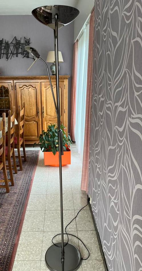 Staande lamp/ vloerlamp met leeslamp Massive, Huis en Inrichting, Lampen | Vloerlampen, Gebruikt, 150 tot 200 cm, Ophalen