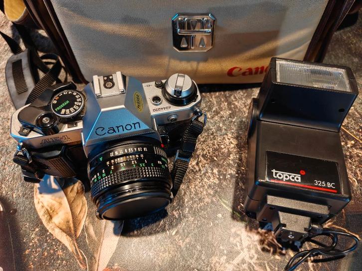 Canon AE-1 Program, TV, Hi-fi & Vidéo, Appareils photo analogiques, Utilisé, Reflex miroir, Canon, Enlèvement ou Envoi