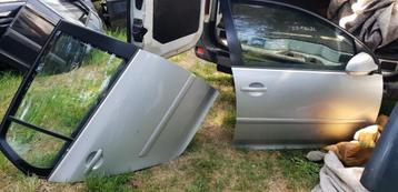 VW GOLF V  PORTIEREN RV+RA  BJ 2004 TOT 2008 beschikbaar voor biedingen