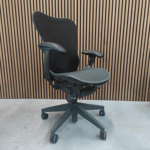 Herman Miller Mirra 2 Bureaustoel, Antiek en Kunst, Antiek | Kantoor en Zakelijk, Ophalen of Verzenden