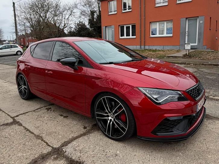 Seat leon cupra 5f 300, Auto's, Seat, Particulier, Leon, Benzine, Stadsauto, 5 deurs, Handgeschakeld, Rood, Zwart, Leder en Alcantara