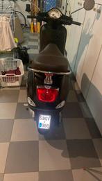 Vespa lx50 2 t, Fietsen en Brommers, Snorfietsen en Snorscooters, Ophalen, Zo goed als nieuw, Vespa
