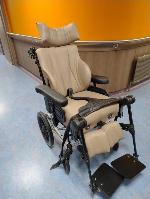 comfortrolstoel TE GEEF, Divers, Chaises roulantes, Utilisé, Fauteuil roulant à pousser, Enlèvement