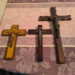 3 Kruisbeelden (verschillende groottes), Antiek en Kunst, Antiek | Religieuze voorwerpen, Ophalen