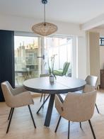 Uitschuifbare eettafel met 4 armstoelen, Ophalen, Zo goed als nieuw