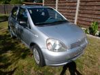 Toyota Yaris benzine 2002, Auto's, Toyota, Voorwielaandrijving, Stof, 50 kW, 4 cilinders