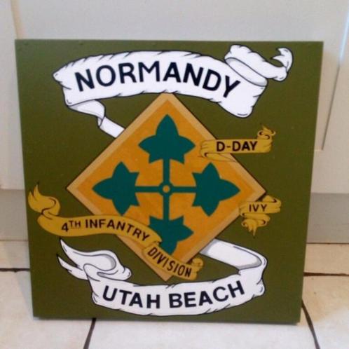 US WW2-teken: 4TH INFANTRY DIVISION - Normandië - UTAH BEA, Verzamelen, Militaria | Tweede Wereldoorlog, Verzenden