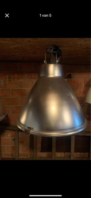 Mooie verlichtingen  beschikbaar voor biedingen