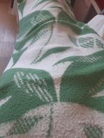 Couverture verte et blanche 1 pers, Une personne, Utilisé, Couverture ou Couette, Vert