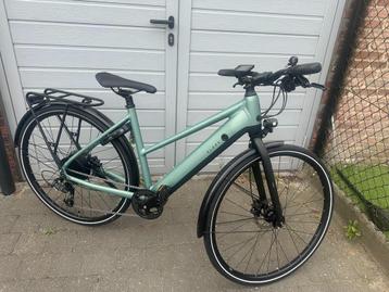NIEUW elektrische fiets amper 14 km gereden nieuwprijs 1499€ beschikbaar voor biedingen