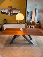 Eettafel met Italiaans design, Huis en Inrichting, Ophalen, Gebruikt