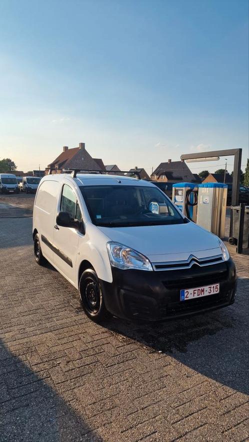 CITROËN Berlingo 1600 benzine 47kkm, Auto's, Bestelwagens en Lichte vracht, Particulier, ABS, Achteruitrijcamera, Airbags, Airconditioning