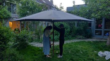 Mooie stoffen parasol, Tuin en Terras, Ophalen, Gebruikt, 3 tot 4 meter, Stokparasol