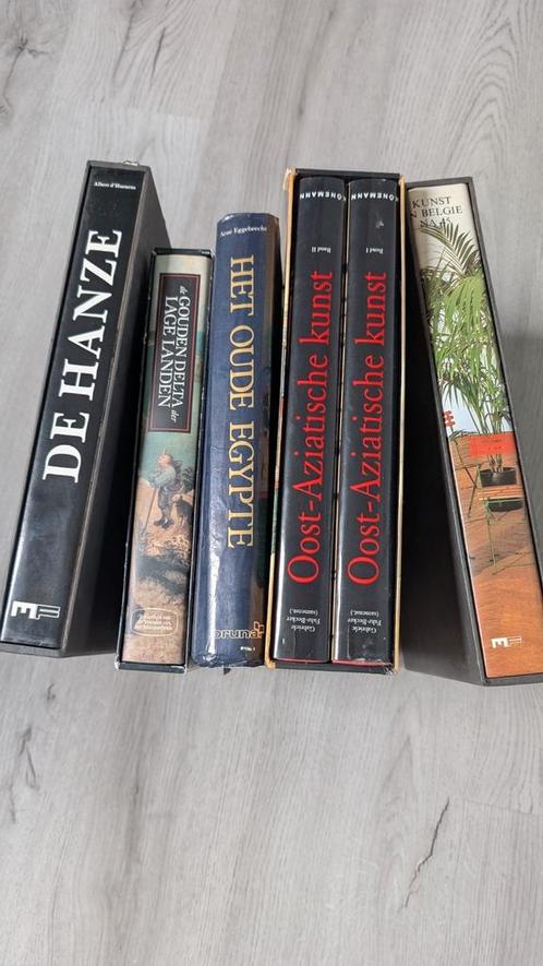 Oude kunstboeken Mercatorfonds en Könemann. V, Boeken, Geschiedenis | Stad en Regio, Zo goed als nieuw, Ophalen