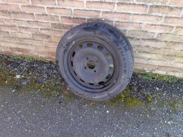 Auto wiel 195  50r  15  beschikbaar voor biedingen