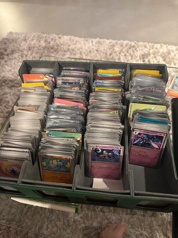 Verzameling Holo / reverse holo pokémon kaarten beschikbaar voor biedingen