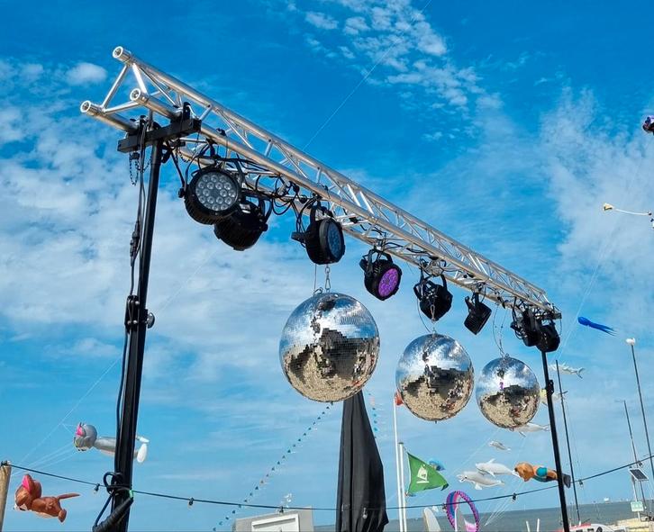 Mobil Truss set met alle toebehoren, tot 4m hoog en 6m lang, Muziek en Instrumenten, Standaarden, Ophalen