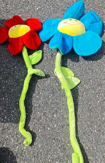 Grote bloemen in stof  ( 2 stuks )  beschikbaar voor biedingen