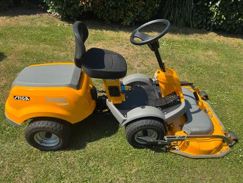 STIGA PARK COMPACT HST/ 105 CM COMBI MAAIDEK ZITMAAIER, Tuin en Terras, Bosmaaiers, Zo goed als nieuw, Benzine, 50 cm of meer