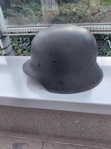 Duitse helm M42 ND WO2.  beschikbaar voor biedingen