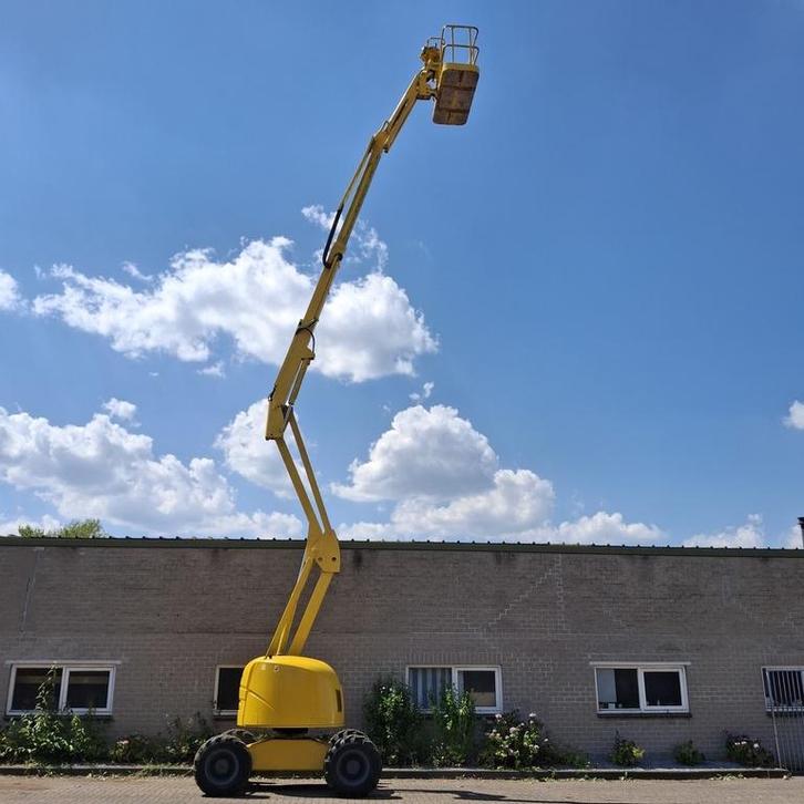 HAULOTTE HA 16 PX Hoogwerker Diesel 4x4x4 16 METER, Zakelijke goederen, Machines en Bouw | Liften, Steigers en Ladders