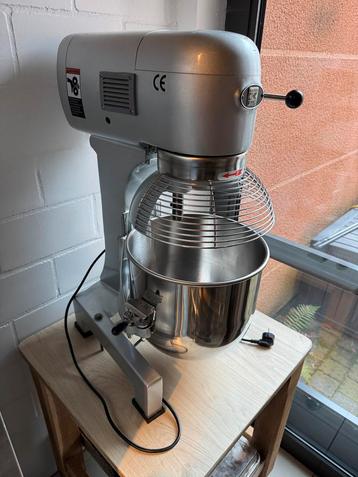 Kalorik PRO 230V 1100W 20 liter mixer met 6 kuipen beschikbaar voor biedingen