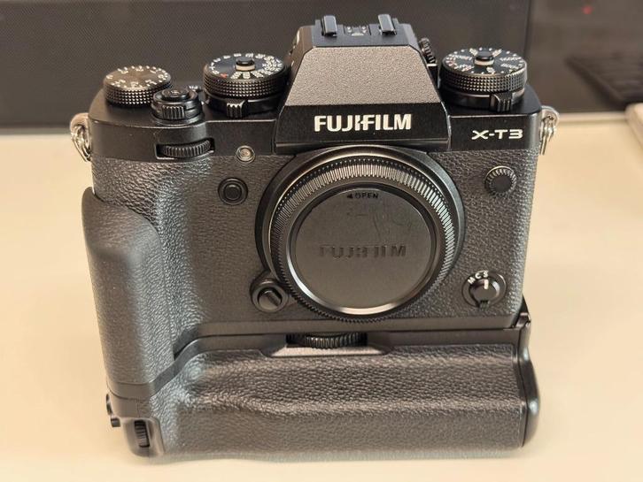 Fujifilm X-T3 body + alle originele accessoires – Topstaat!, Audio, Tv en Foto, Foto | Flitsers, Gebruikt, Overige merken, Kantelbaar