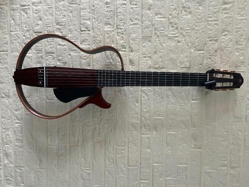 Yamaha SLG 200 NW NAT Silent Guitar Nylon, Muziek en Instrumenten, Snaarinstrumenten | Gitaren | Akoestisch, Zo goed als nieuw