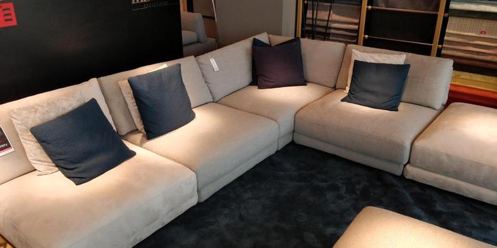 Canapé design d'angle Incanto d'Artista Poltronesofa, Huis en Inrichting, Zetels | Complete zithoeken, Stof