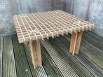 design koffietafel in massief eik seventies, Huis en Inrichting, Ophalen, 50 tot 100 cm, Nieuw, 50 tot 100 cm